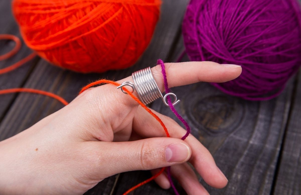how to use a norwegian knitting thimble